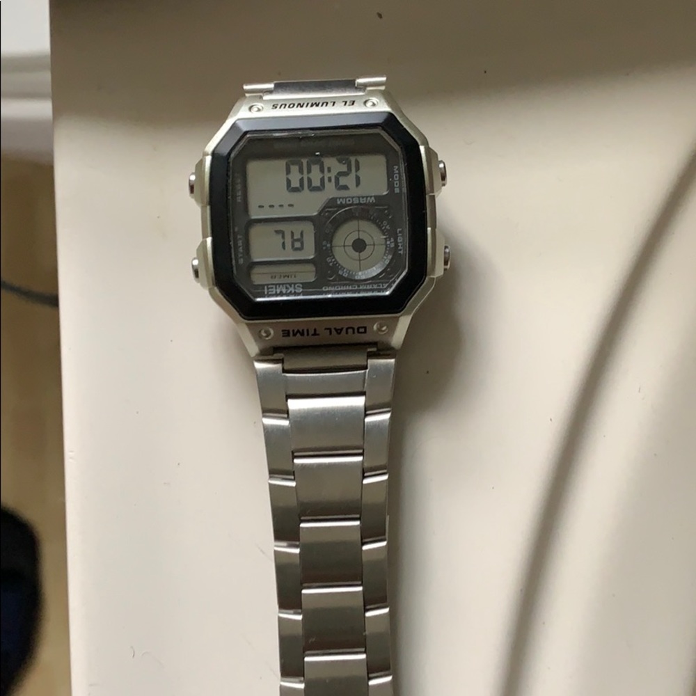 Dual Time El Luminous watch
